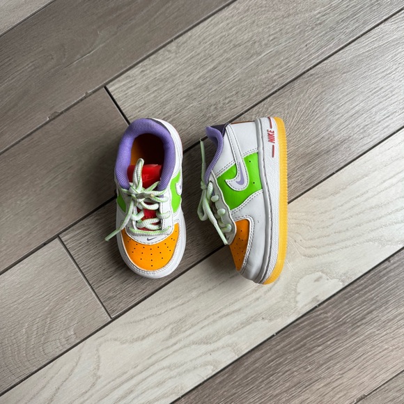 Nike Air Forcé 1 LV8 'Fruit Colors | Size: 6C | Very Good Condition - Picture 1 of 8